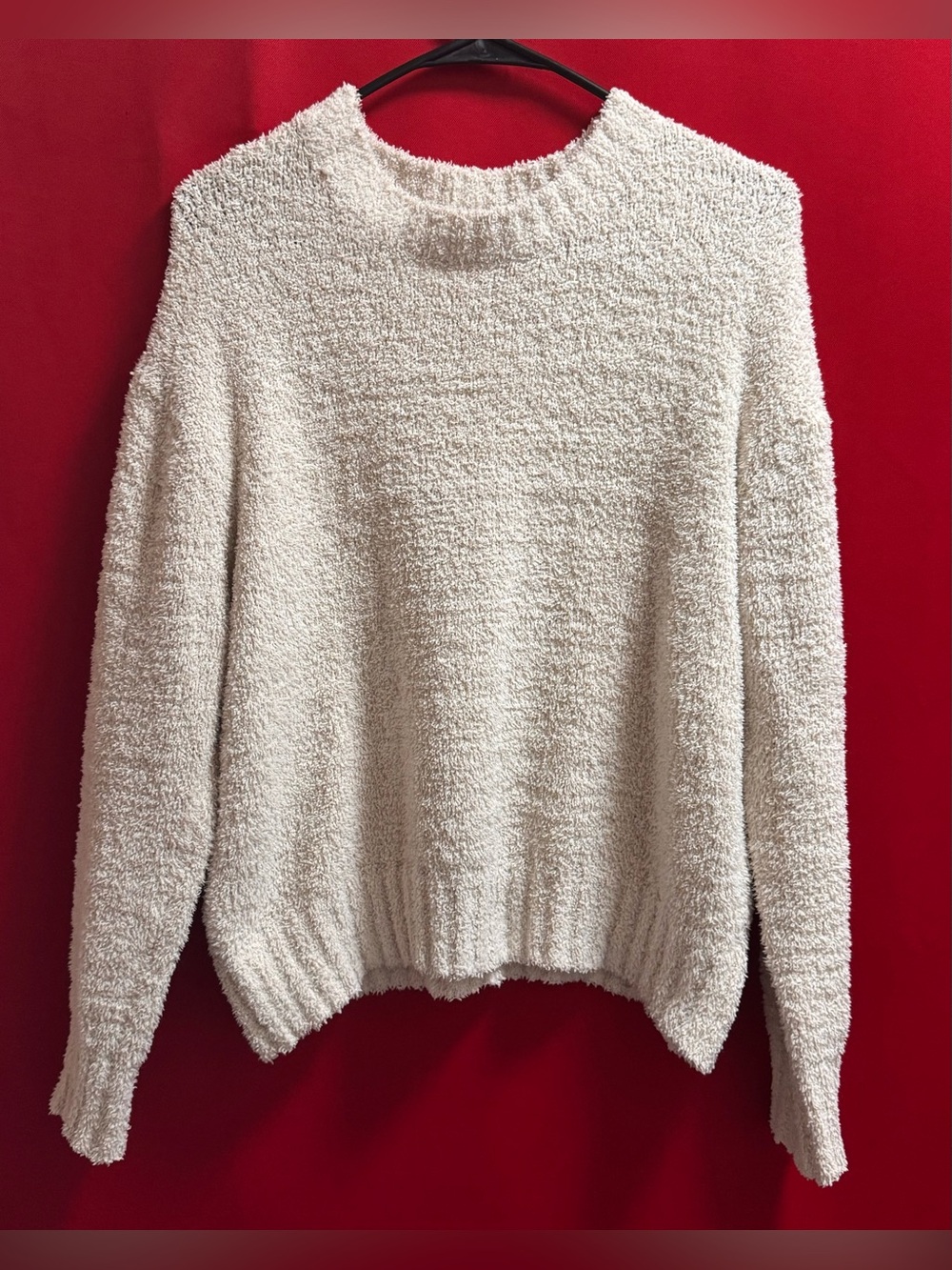 #641- Wishlist Cream Plush Crew Neck Sweater Extremely Soft Size Small/Md